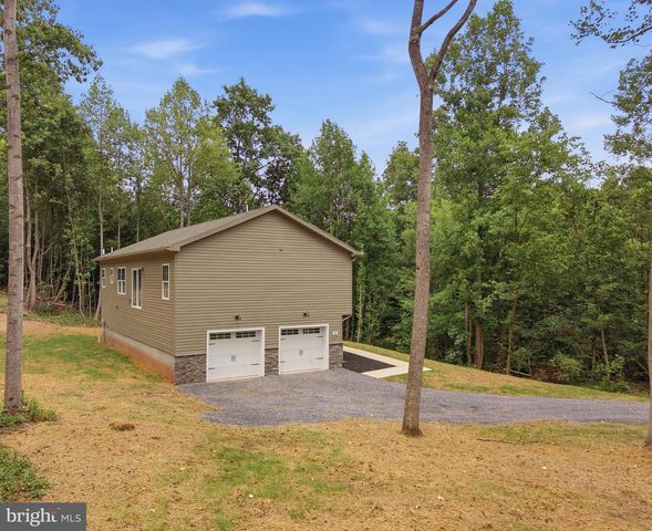 131 TRIUMPH LN., Hedgesville, WV 25427