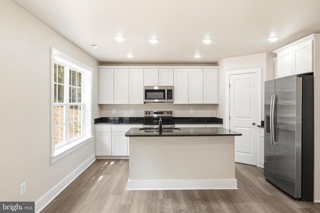 131 TRIUMPH LN., Hedgesville, WV 25427