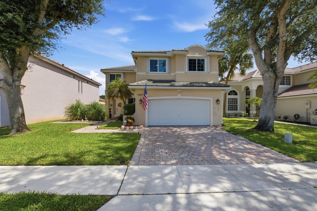 Image 2 of property listing at 9807 NW 20th Street, Pembroke Pines, FL 33024