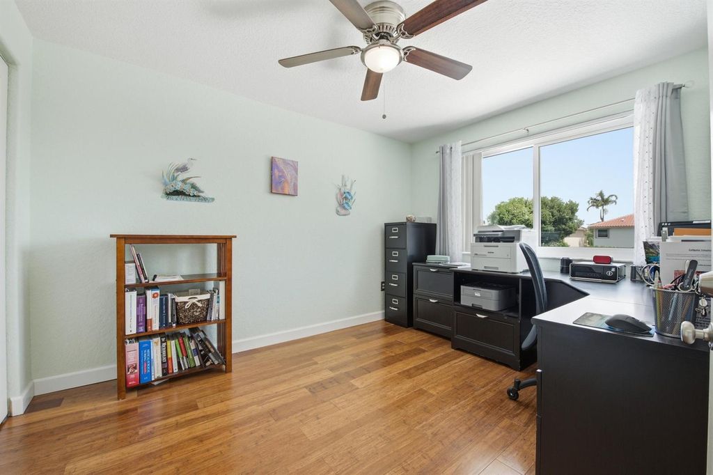 Image 30 of property listing at 9807 NW 20th Street, Pembroke Pines, FL 33024