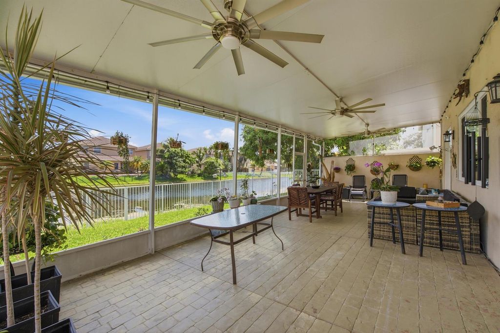 Image 34 of property listing at 9807 NW 20th Street, Pembroke Pines, FL 33024