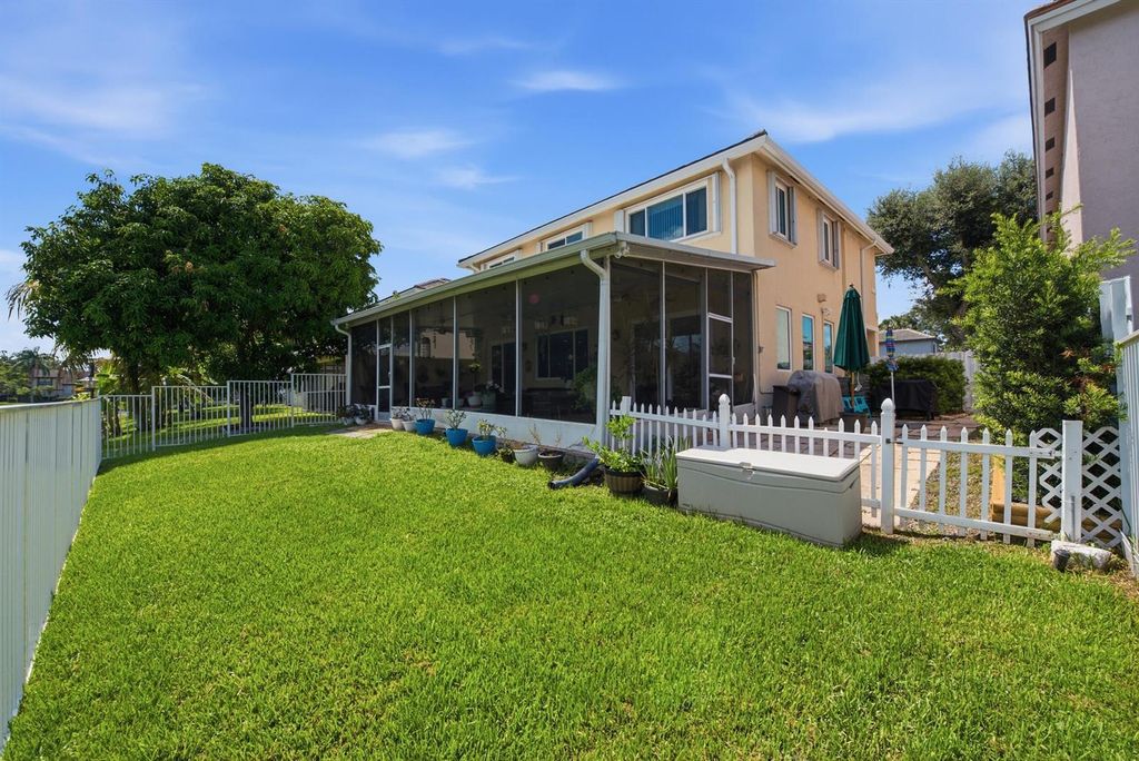 Image 36 of property listing at 9807 NW 20th Street, Pembroke Pines, FL 33024