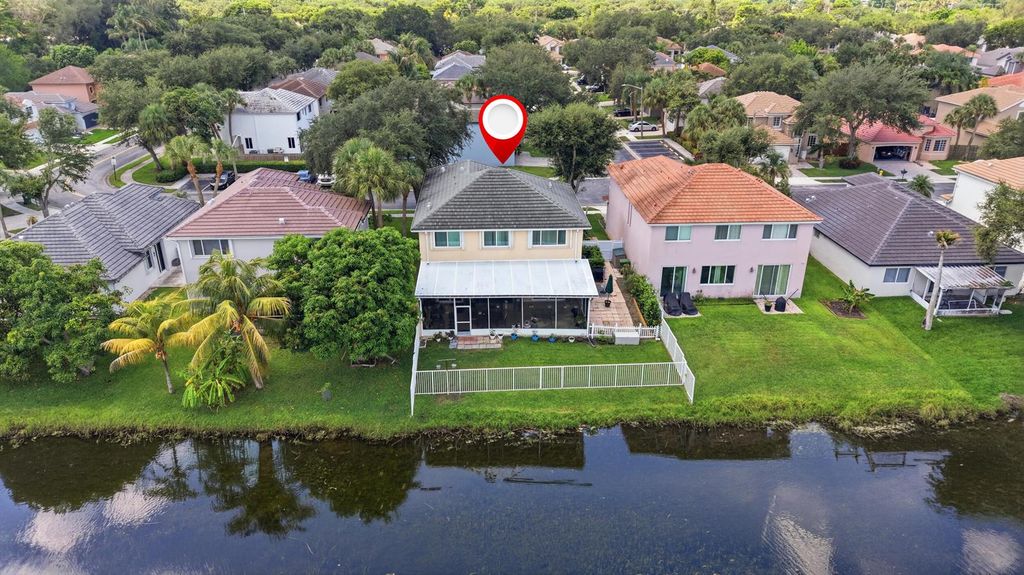 Image 43 of property listing at 9807 NW 20th Street, Pembroke Pines, FL 33024