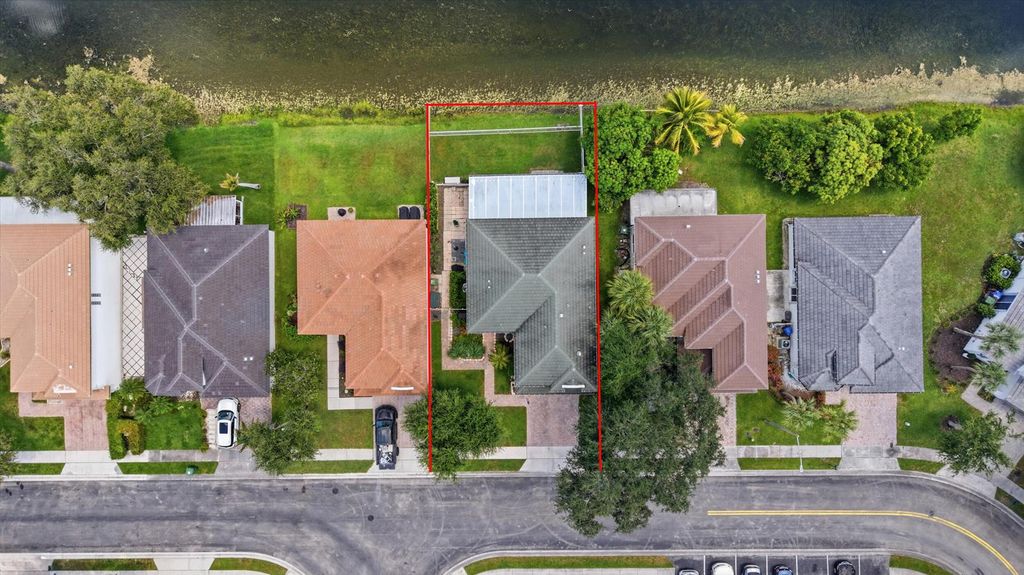 Image 45 of property listing at 9807 NW 20th Street, Pembroke Pines, FL 33024