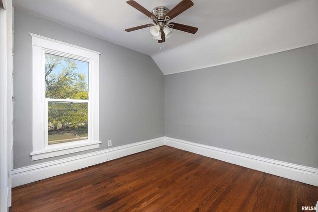 252 W 29th Street, Davenport, IA 52803