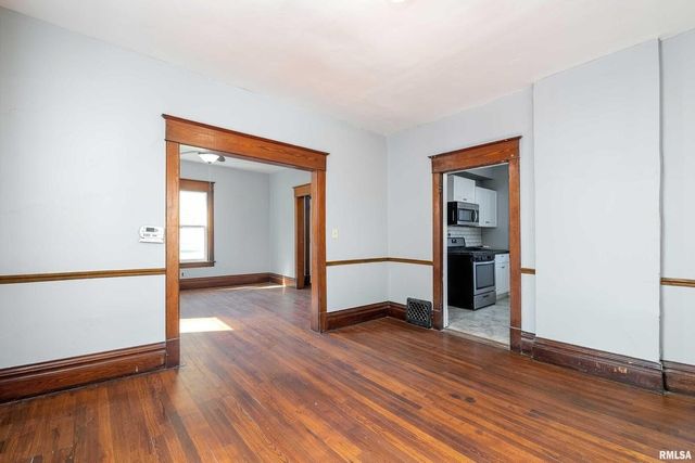 252 W 29th Street, Davenport, IA 52803