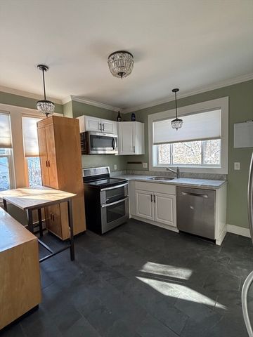 20 Wildwood Ave 20, Newton, MA 02460