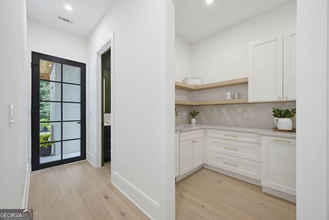 1861 Remington Road, Atlanta, GA 30341