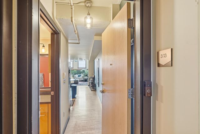 300 Tijeras Avenue NE APT 313, Albuquerque, NM 87102