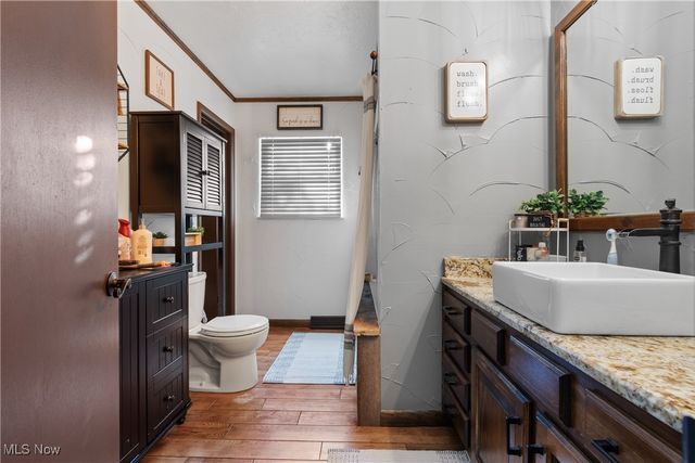 702 Netherwood Avenue NW, Canton, OH 44708