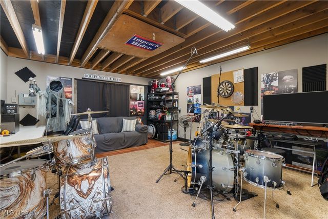 702 Netherwood Avenue NW, Canton, OH 44708