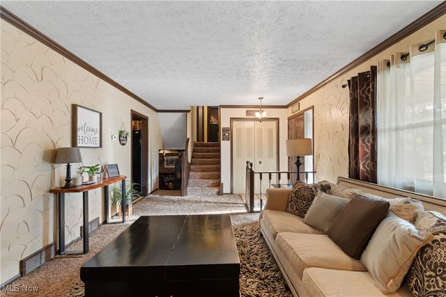 702 Netherwood Avenue NW, Canton, OH 44708