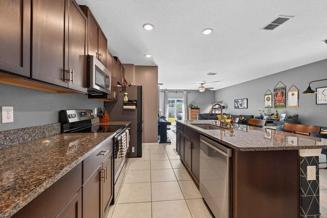 2148 SHINING AZUL WAY, Lutz, FL 33558