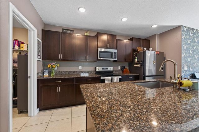 2148 SHINING AZUL WAY, Lutz, FL 33558