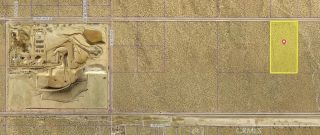 19 Avenue T, Sun Village, CA 93543