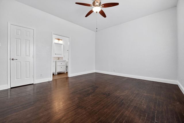 806 E 3rd ST, Georgetown, TX 78626