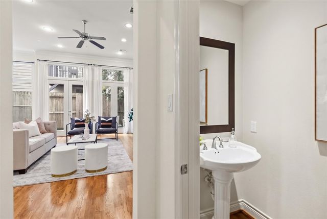 2823 Sherwin Street, Houston, TX 77007