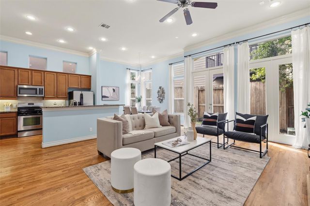 2823 Sherwin Street, Houston, TX 77007