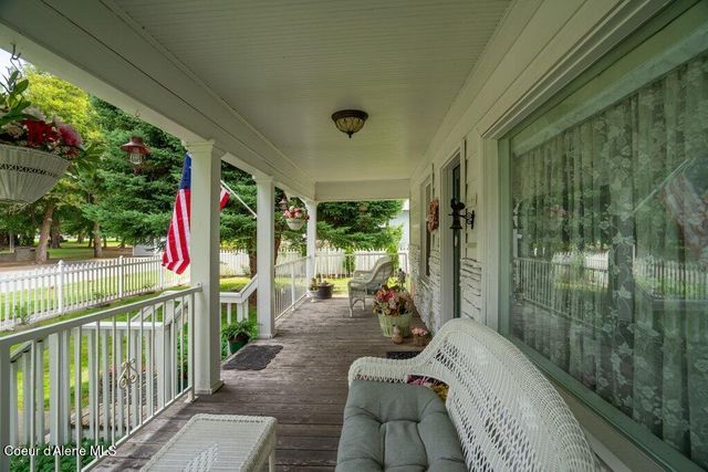 6228 W Washington ST, Spirit Lake, ID 83869