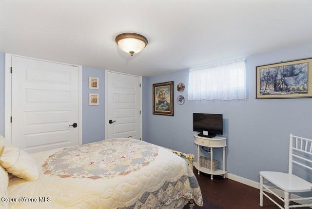 6228 W Washington ST, Spirit Lake, ID 83869