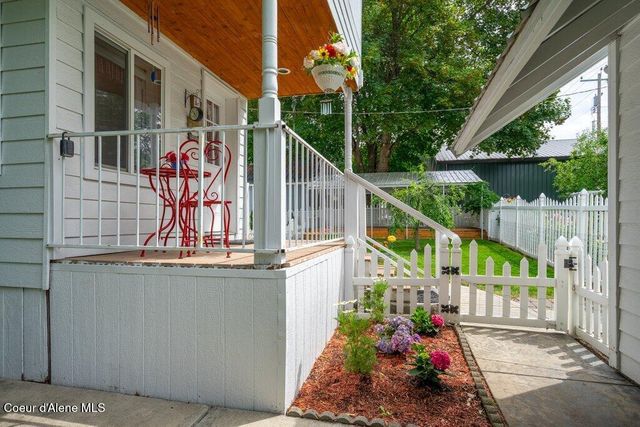 6228 W Washington ST, Spirit Lake, ID 83869