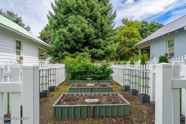 6228 W Washington ST, Spirit Lake, ID 83869