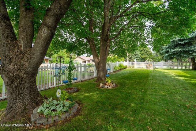 6228 W Washington ST, Spirit Lake, ID 83869
