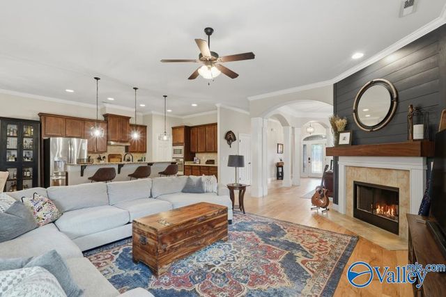 1004 Split Rock Cove, Huntsville, AL 35806