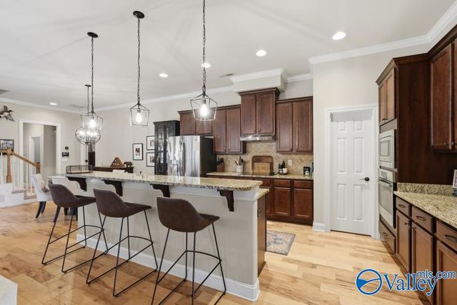 1004 Split Rock Cove, Huntsville, AL 35806