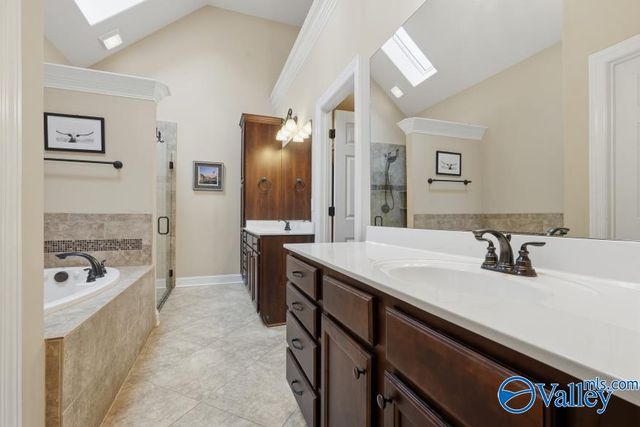 1004 Split Rock Cove, Huntsville, AL 35806