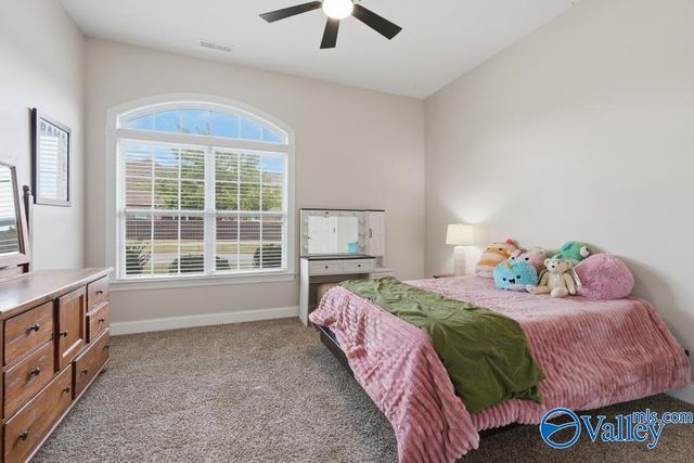 1004 Split Rock Cove, Huntsville, AL 35806