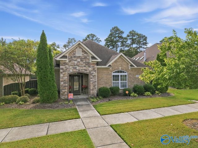 1004 Split Rock Cove, Huntsville, AL 35806