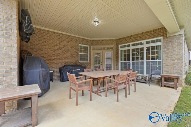 1004 Split Rock Cove, Huntsville, AL 35806