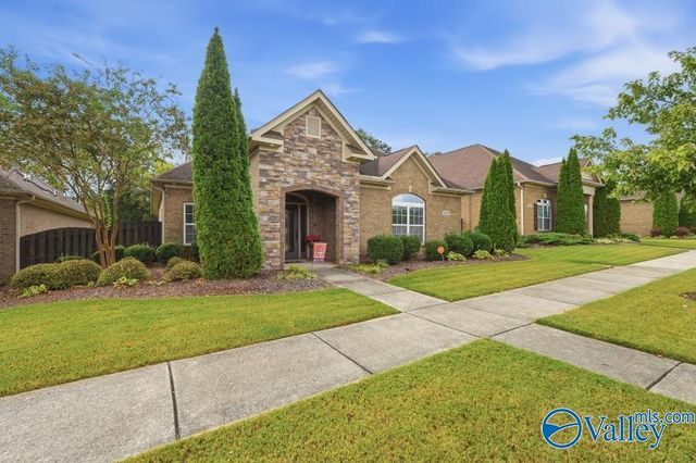 1004 Split Rock Cove, Huntsville, AL 35806