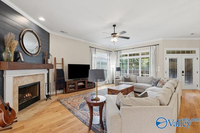 1004 Split Rock Cove, Huntsville, AL 35806
