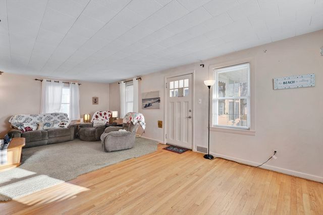 59 Prospect, Ludlow, MA 01056