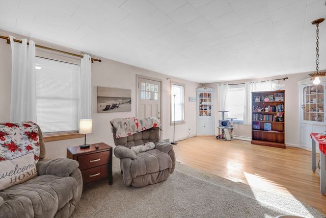 59 Prospect, Ludlow, MA 01056