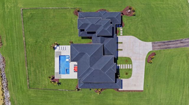 180 Bay Ridge Dr., North Myrtle Beach, SC 29582