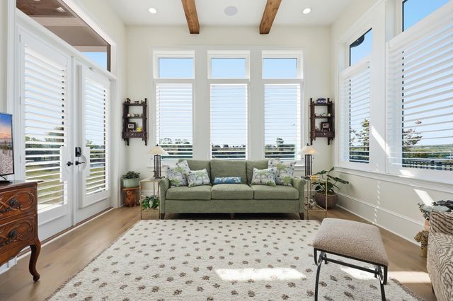 180 Bay Ridge Dr., North Myrtle Beach, SC 29582