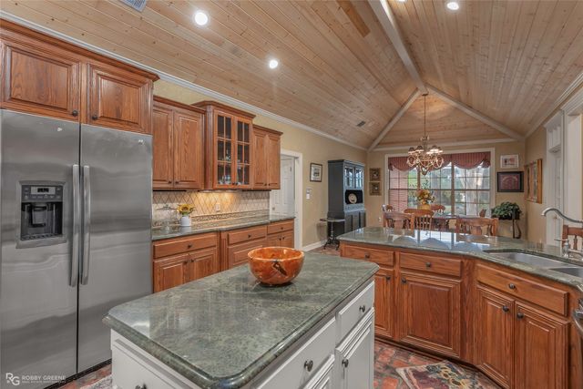 400 Crouch Road, Benton, LA 71006