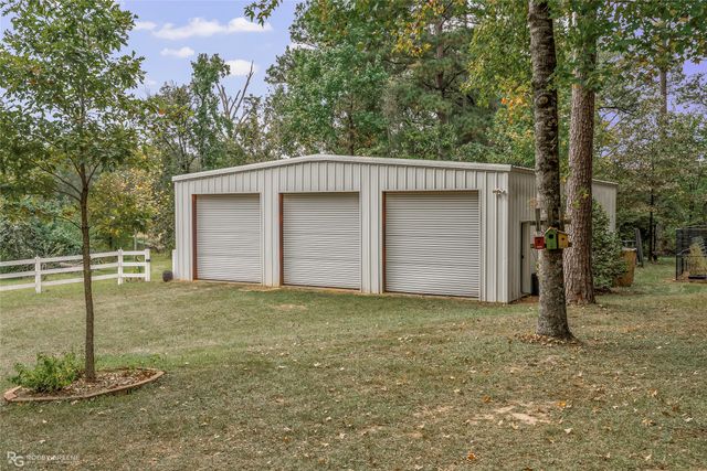 400 Crouch Road, Benton, LA 71006