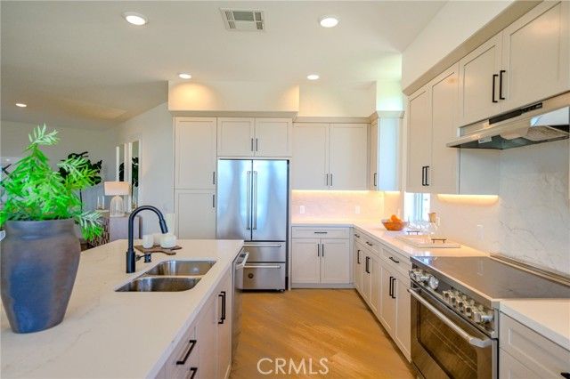 414 Main 400, Huntington Beach, CA 92648