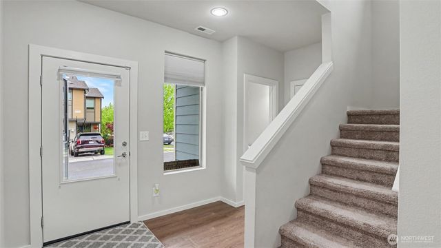 22509 SE 283rd, Maple Valley, WA 98038
