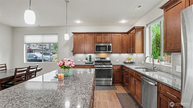 22509 SE 283rd, Maple Valley, WA 98038