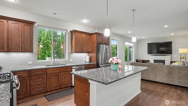 22509 SE 283rd, Maple Valley, WA 98038