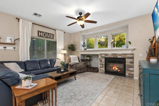 3297 Meadow Crest Place, Escondido, CA 92027