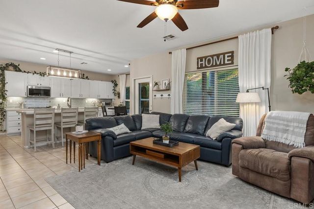 3297 Meadow Crest Place, Escondido, CA 92027