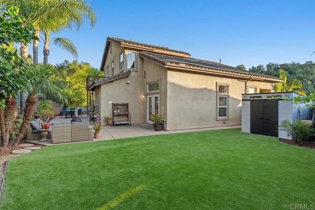 3297 Meadow Crest Place, Escondido, CA 92027