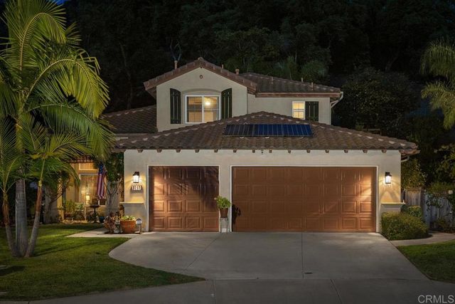 3297 Meadow Crest Place, Escondido, CA 92027