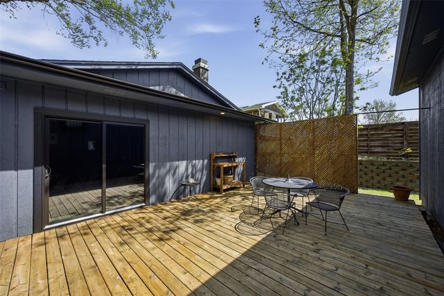 6401 Hickory Boulevard SE, Cedar Rapids, IA 52403